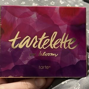 Tarte tartlette in bloom eyeshadow palette